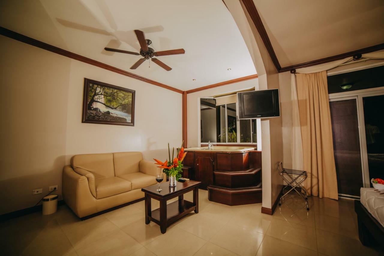 Hotel Magic Mountain La Fortuna 외부 사진